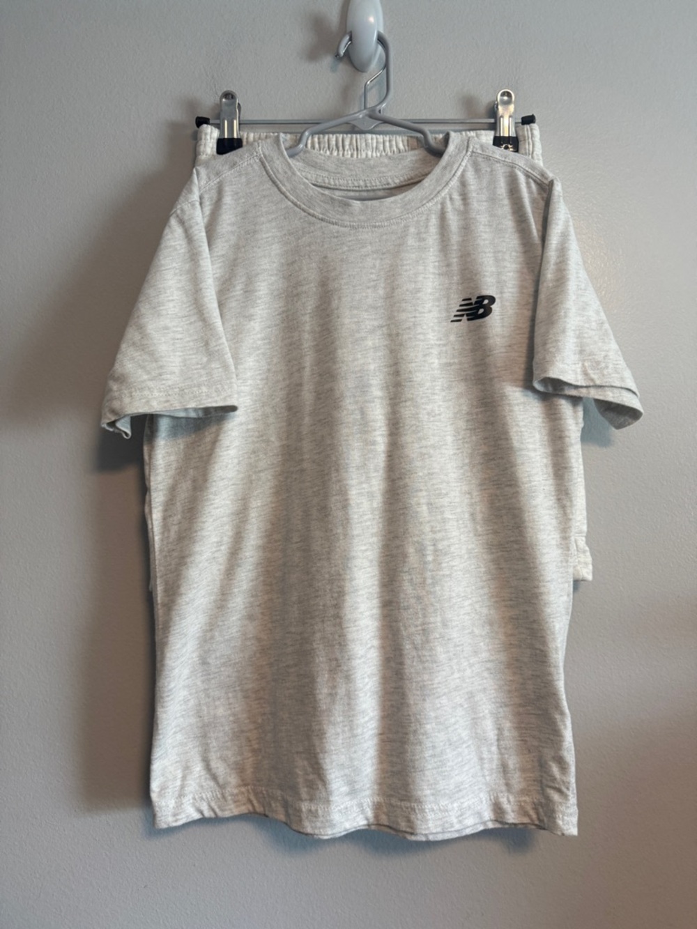 New Balance Kids Light Gray 2 Piece Shorts & Tee Set Size 10 - 12